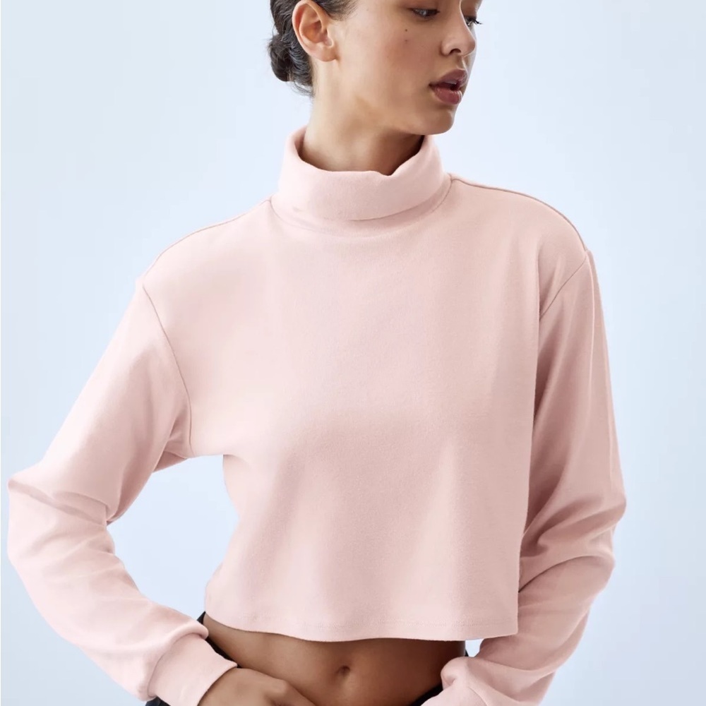 Aritzia Sunday Best Monroe Turtleneck in WHITE
